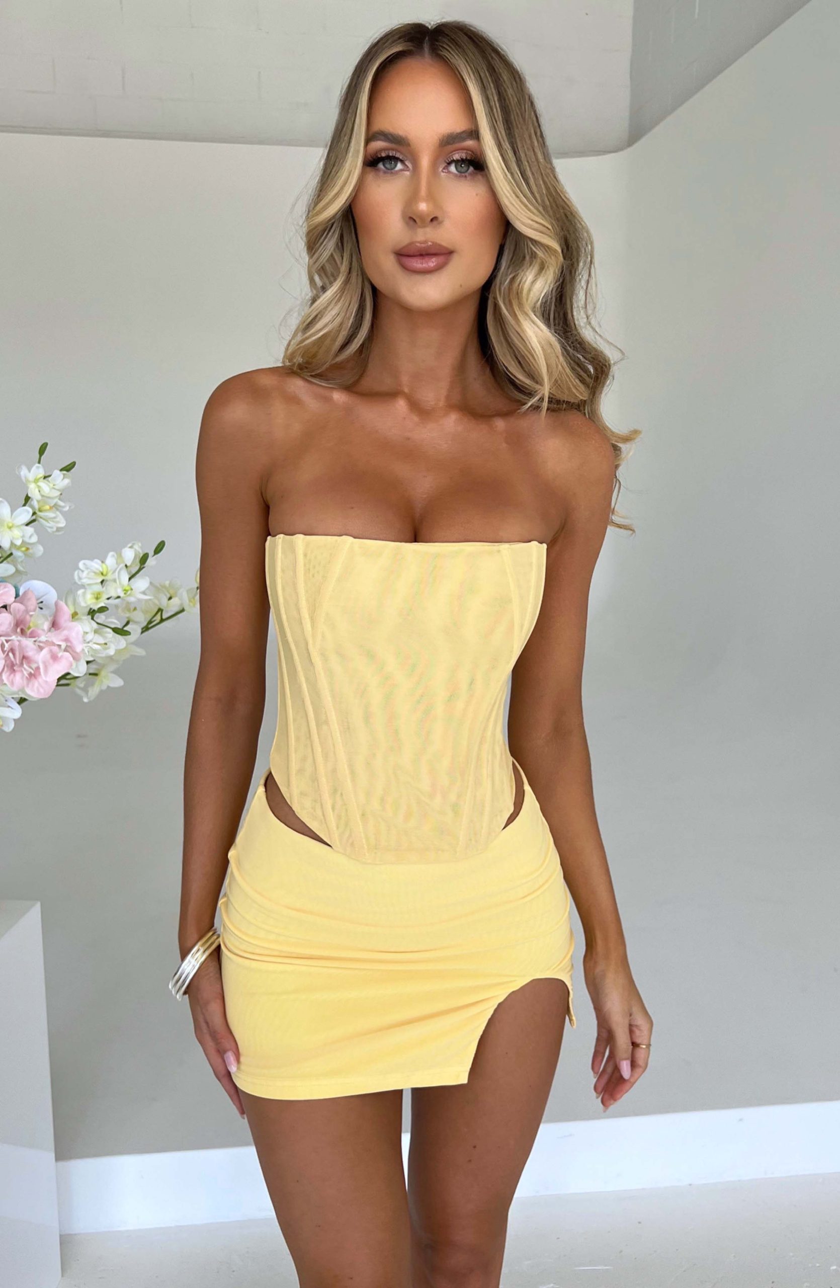 alina-mini-skirt-lemon-skirt-xs-babyboo-fashion-30087974158399