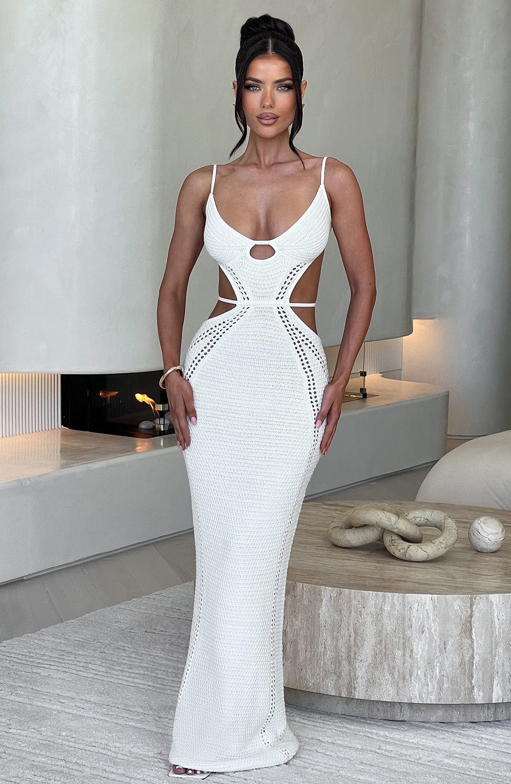 josefina-maxi-dress-white-dress-xs-babyboo-fashion-31544478171199