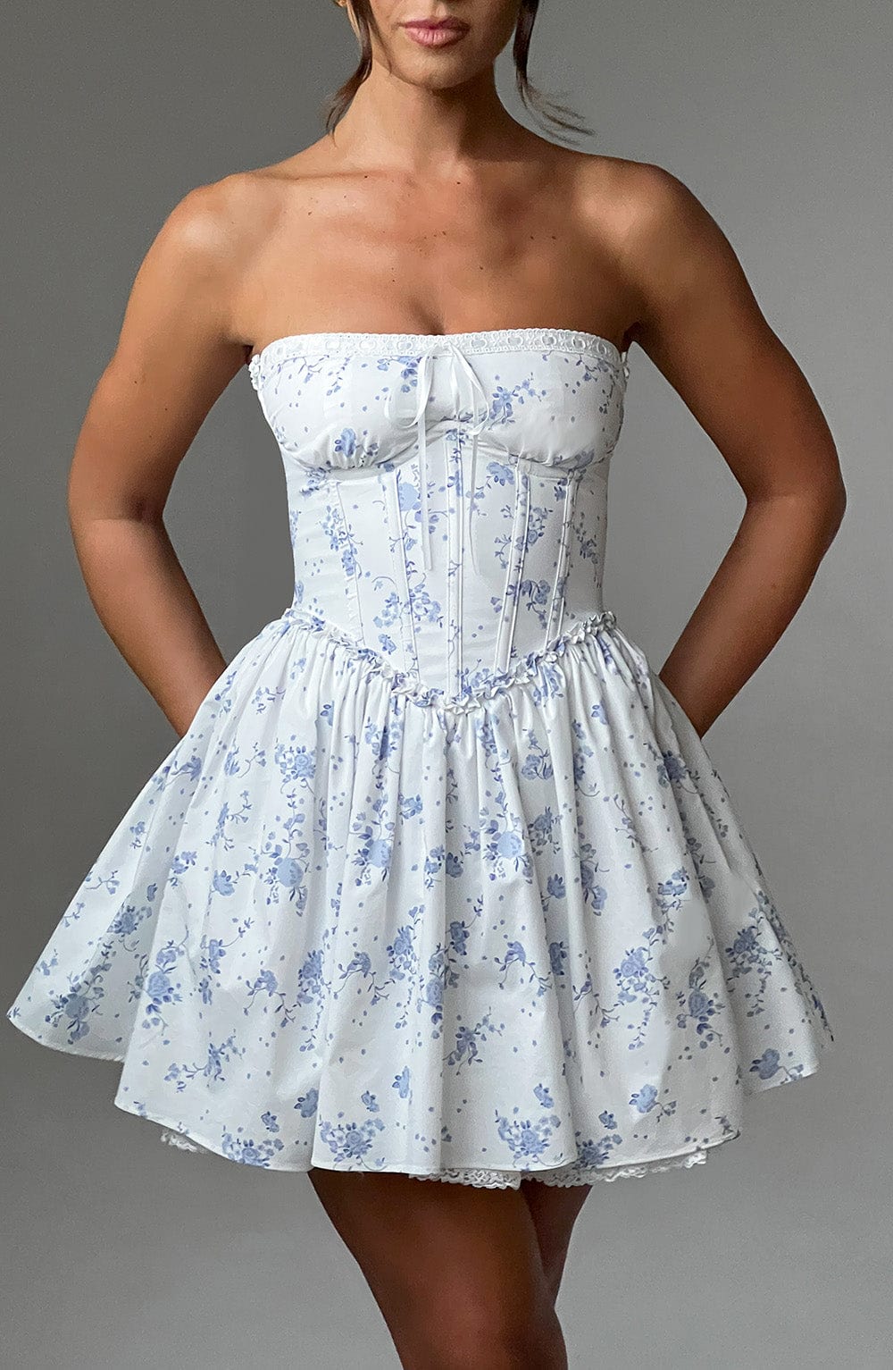 maeve-mini-dress-blue-ditsy-print-dress-xs-babyboo-fashion-31480358273087
